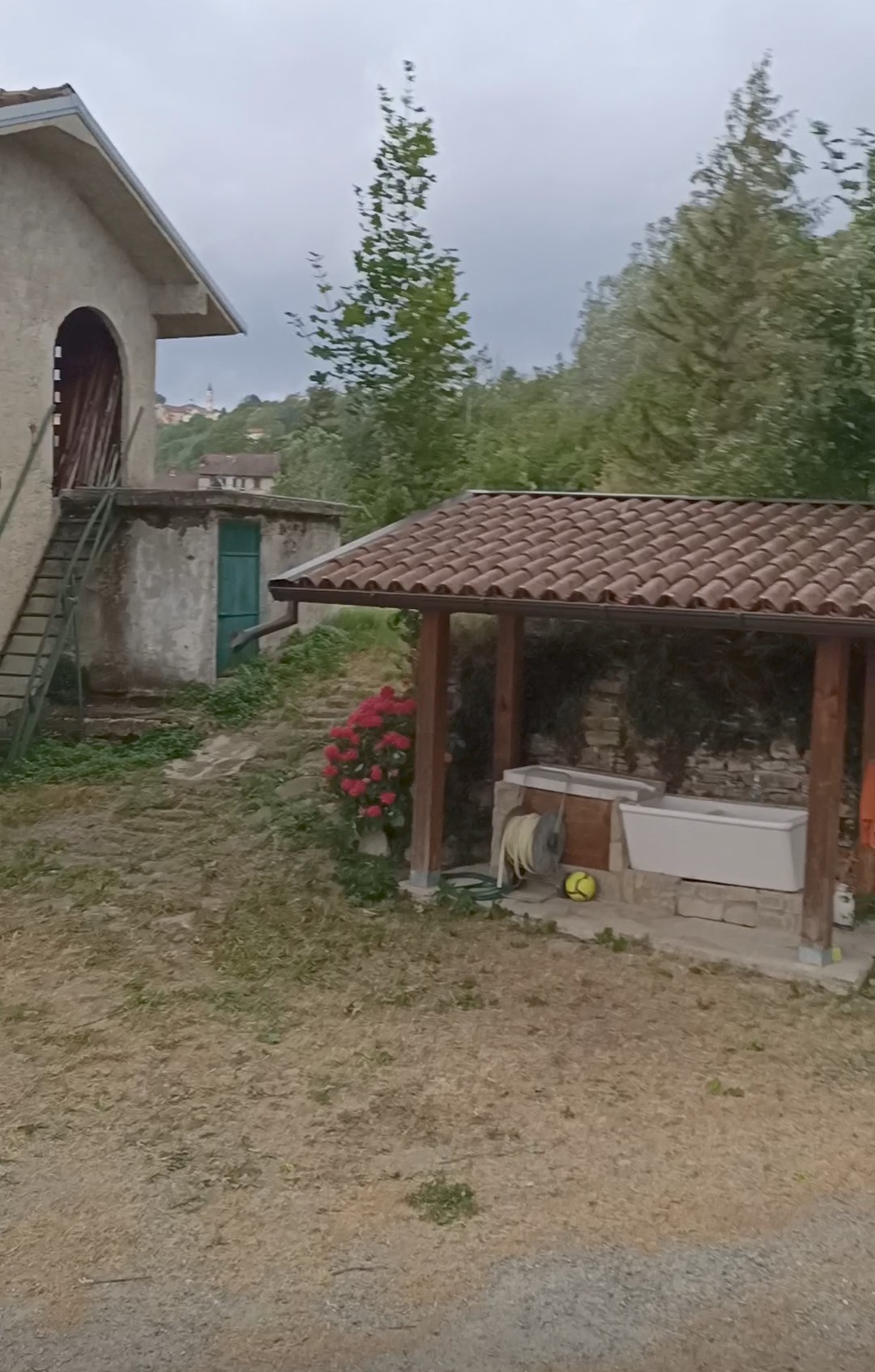 Il vecchio casale della tenuta